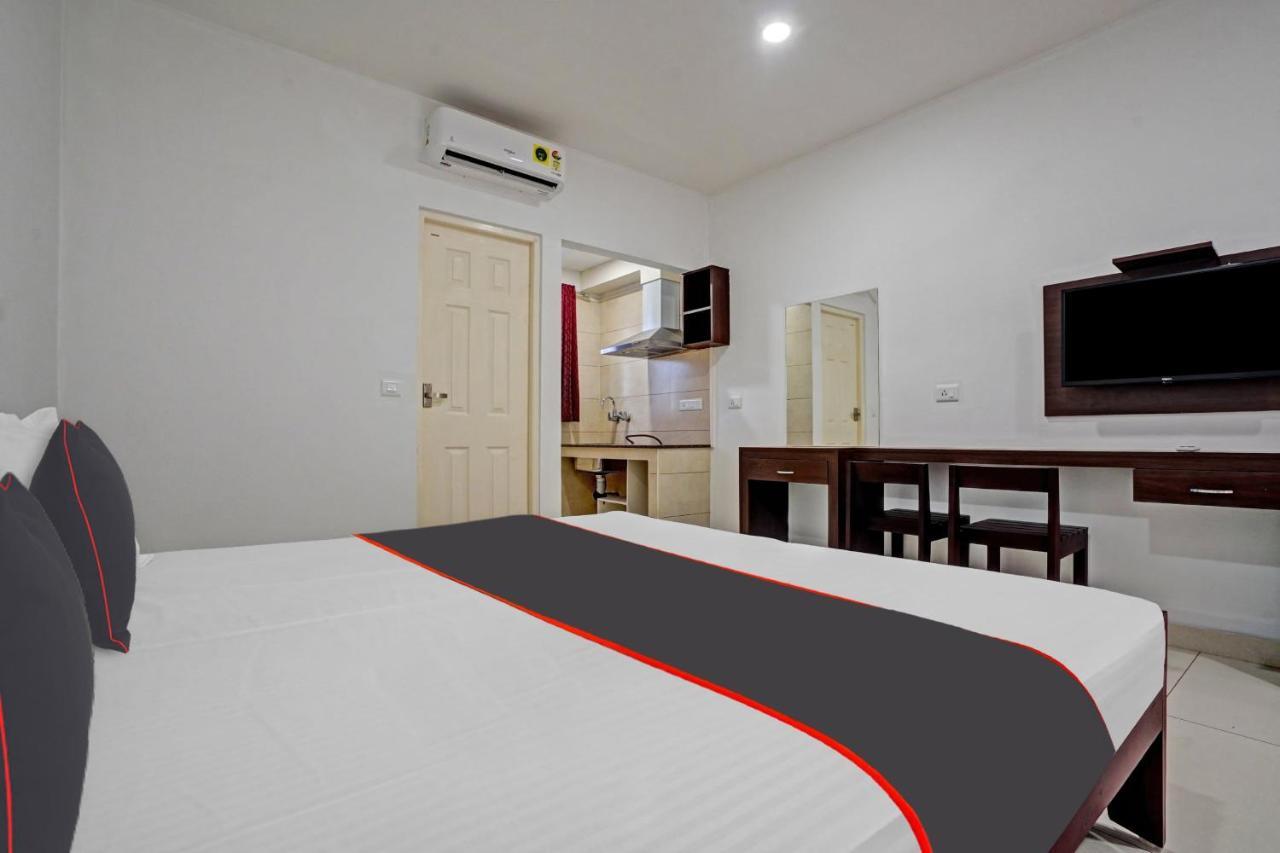 Hotel Collection O White House Pearl Kochi Esterno foto