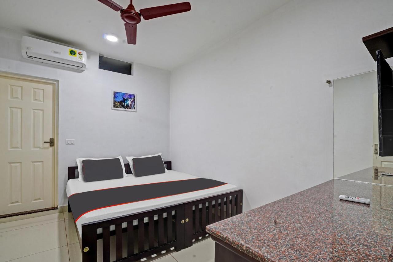 Hotel Collection O White House Pearl Kochi Esterno foto