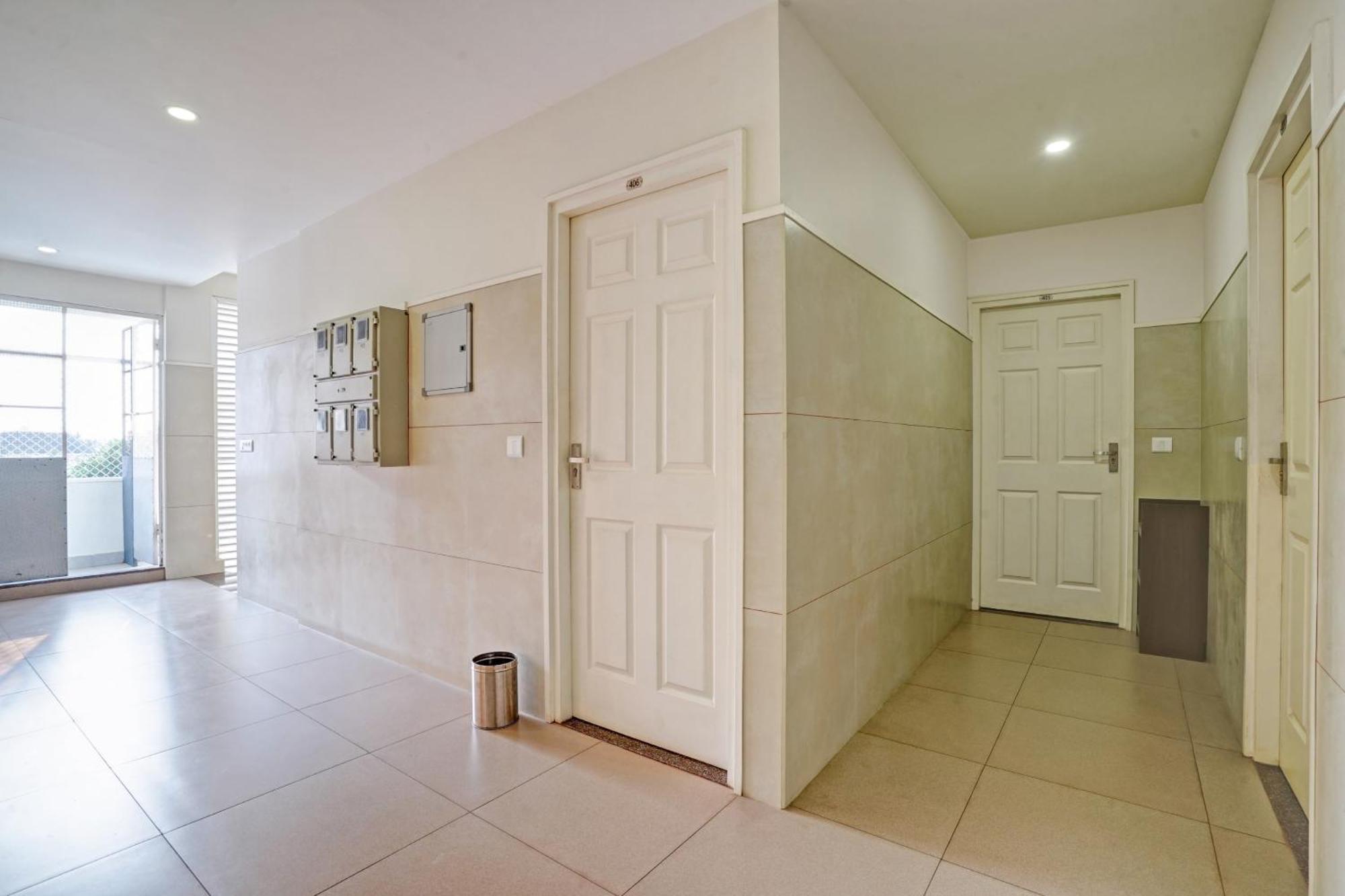 Hotel Collection O White House Pearl Kochi Esterno foto